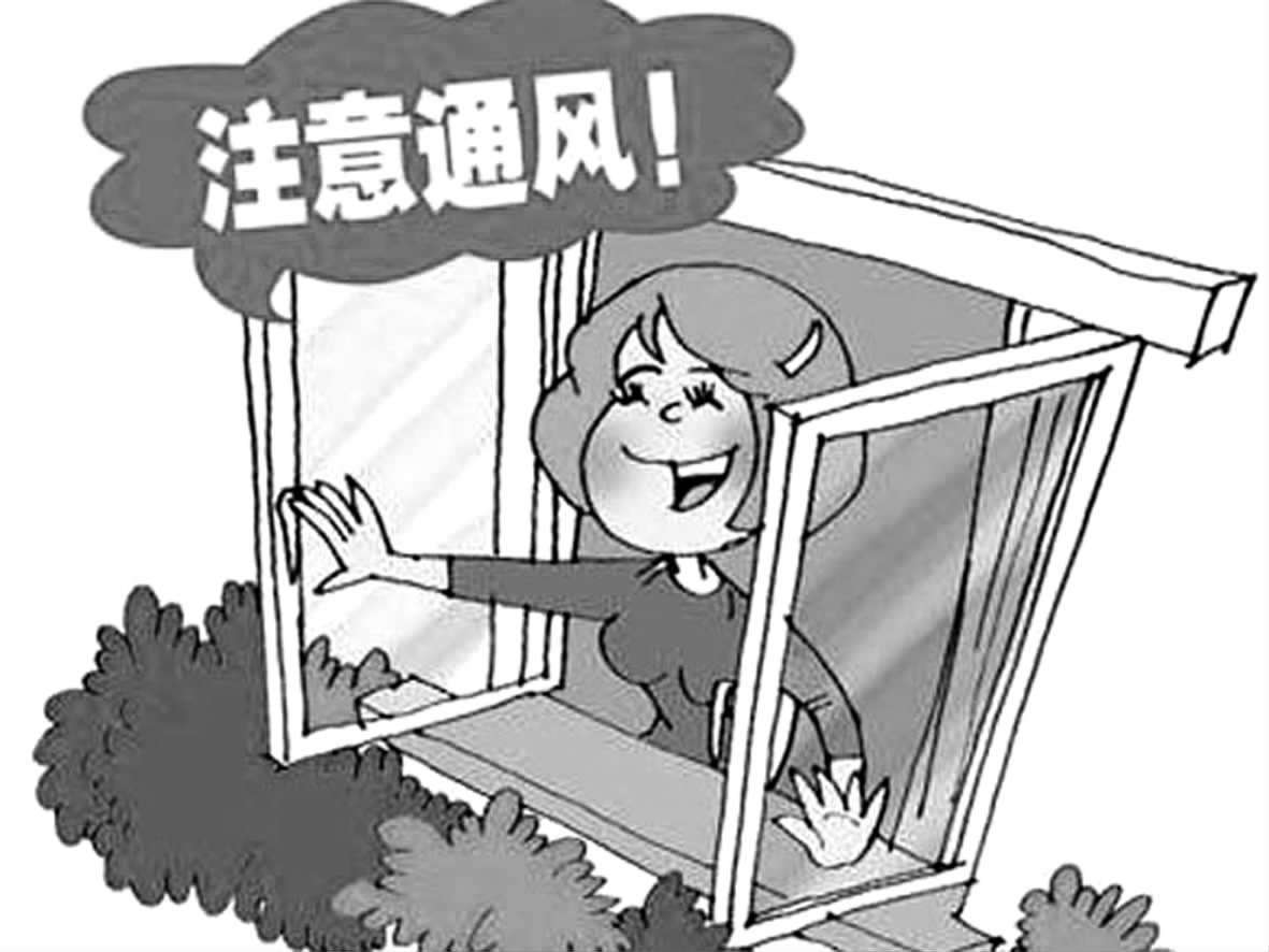 隨著人們對(duì)生活環(huán)境的要求越來(lái)越高，裝飾越來(lái)越復(fù)雜，室內(nèi)裝修污染已成為人們關(guān)注的焦點(diǎn)。近幾年來(lái)，由于裝修污染而引發(fā)各類疾病的案例屢見不鮮。  雖然醫(yī)學(xué)界沒(méi)有對(duì)裝修污染與疾病之間畫上明確的等號(hào)，但很多專家表示，疾病的成因也許包含多方面因素，然而裝修污染是誘發(fā)各種疾病的禍?zhǔn)祝源蠹乙恢略陉P(guān)注新房裝修除甲醛這個(gè)話題，那么在了解新房裝修除甲醛之前我們首先應(yīng)該了解一下室內(nèi)污染物甲醛是如何釋放的？   通常來(lái)說(shuō)室內(nèi)污染物甲醛是以三種形式存在的：   游離懸浮狀態(tài)        這種狀態(tài)通過(guò)累積的方法，當(dāng)達(dá)到一定的濃度，就會(huì)對(duì)我們的身體構(gòu)成危害，但是只要開窗通風(fēng)，在空氣對(duì)流的情況下，很快就會(huì)吹出室內(nèi)。   吸附狀態(tài)       甲醛通過(guò)污染源的釋放被墻面、家具、布藝沙發(fā)、窗簾等室內(nèi)物品所吸附而滯留于室內(nèi)，這種吸附狀態(tài)經(jīng)過(guò)積累到一定的程度，就會(huì)向外釋放，我們通過(guò)呼吸進(jìn)入身體內(nèi)。簡(jiǎn)單的通風(fēng)是無(wú)法排出室外的。        甲醛在這種狀態(tài)下，最不易被察覺(jué)，因?yàn)樵诩兹┑奈綘顟B(tài)下，會(huì)滯留在室內(nèi)的各處，即便是用空氣凈化器或吸附材料礦晶、活性炭也無(wú)法排除它。  結(jié)合狀態(tài)        甲醛以脲醛樹脂膠的形式存在于人造板內(nèi)，反應(yīng)充分時(shí)甲醛與尿素的化學(xué)分子鏈?zhǔn)蔷o密的結(jié)合在一起的，但是在室內(nèi)，隨著溫度的升高，濕度的加大或遇有酸性的氣體時(shí)（因脲醛樹脂膠是在酸性條件下生成的）部分已固化的樹脂膠在此條件下發(fā)生水解反應(yīng)而斷裂，順著板材的毛細(xì)通道而向室內(nèi)釋放甲醛。這一過(guò)程將視環(huán)境的變化，長(zhǎng)達(dá)3-15年不等。吸附狀態(tài)和結(jié)合狀態(tài)的甲醛只能靠專業(yè)治理公司進(jìn)行甲醛的檢測(cè)和除甲醛。