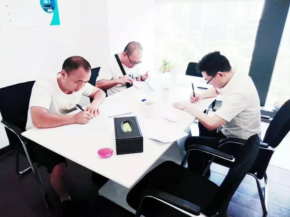 熱烈祝賀曾總簽約創(chuàng)綠家江西省贛州市縣級代理！